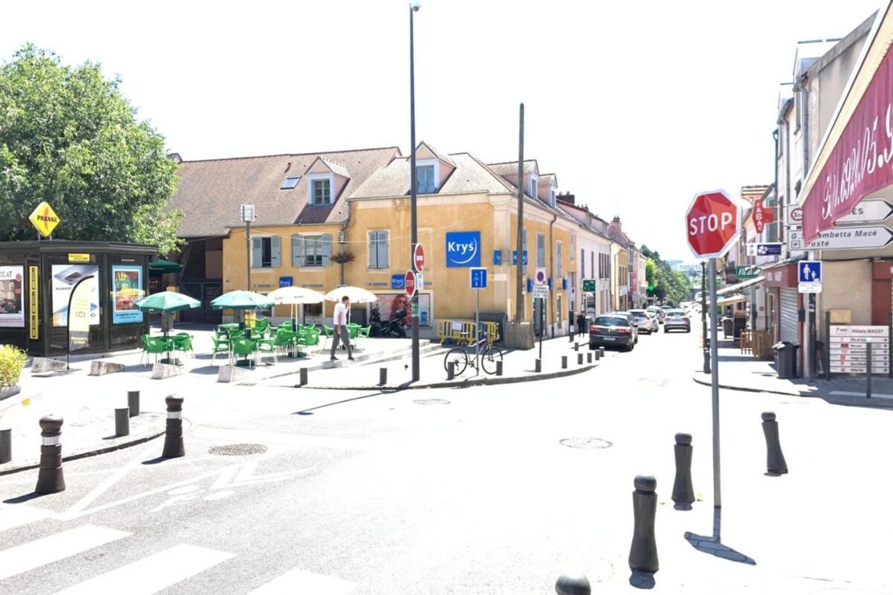M12 - Le Vieux Massyrer600Morly20 Minnetflixneuf 马西 外观 照片